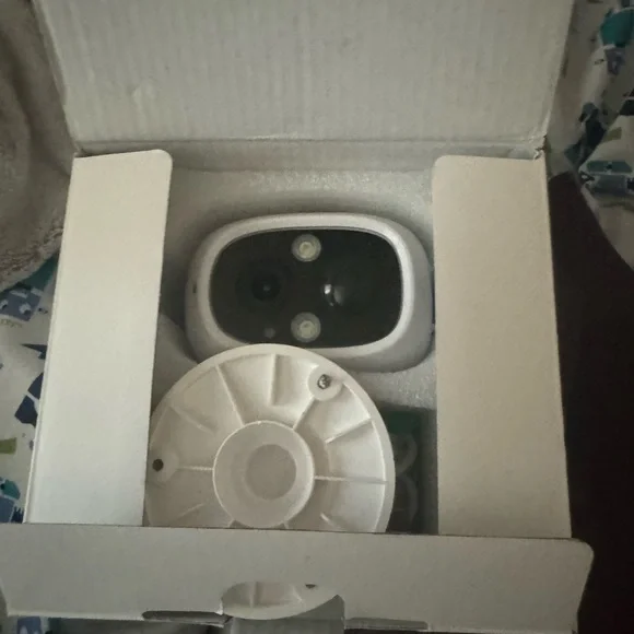 TOPVISION Smart WiFi Camera **box opened, item unused**
